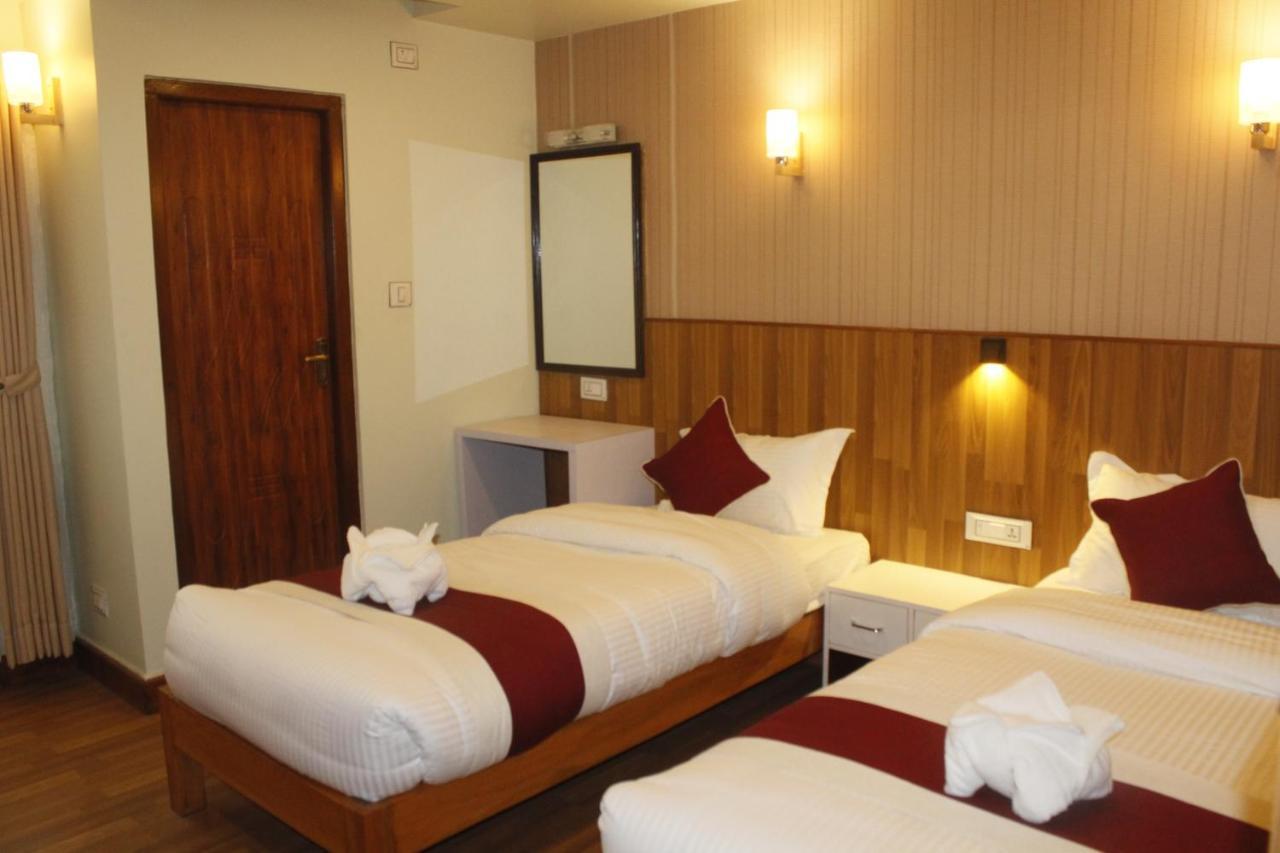 Hotel Family Ties Pvt. Ltd. Κατμαντού Εξωτερικό φωτογραφία