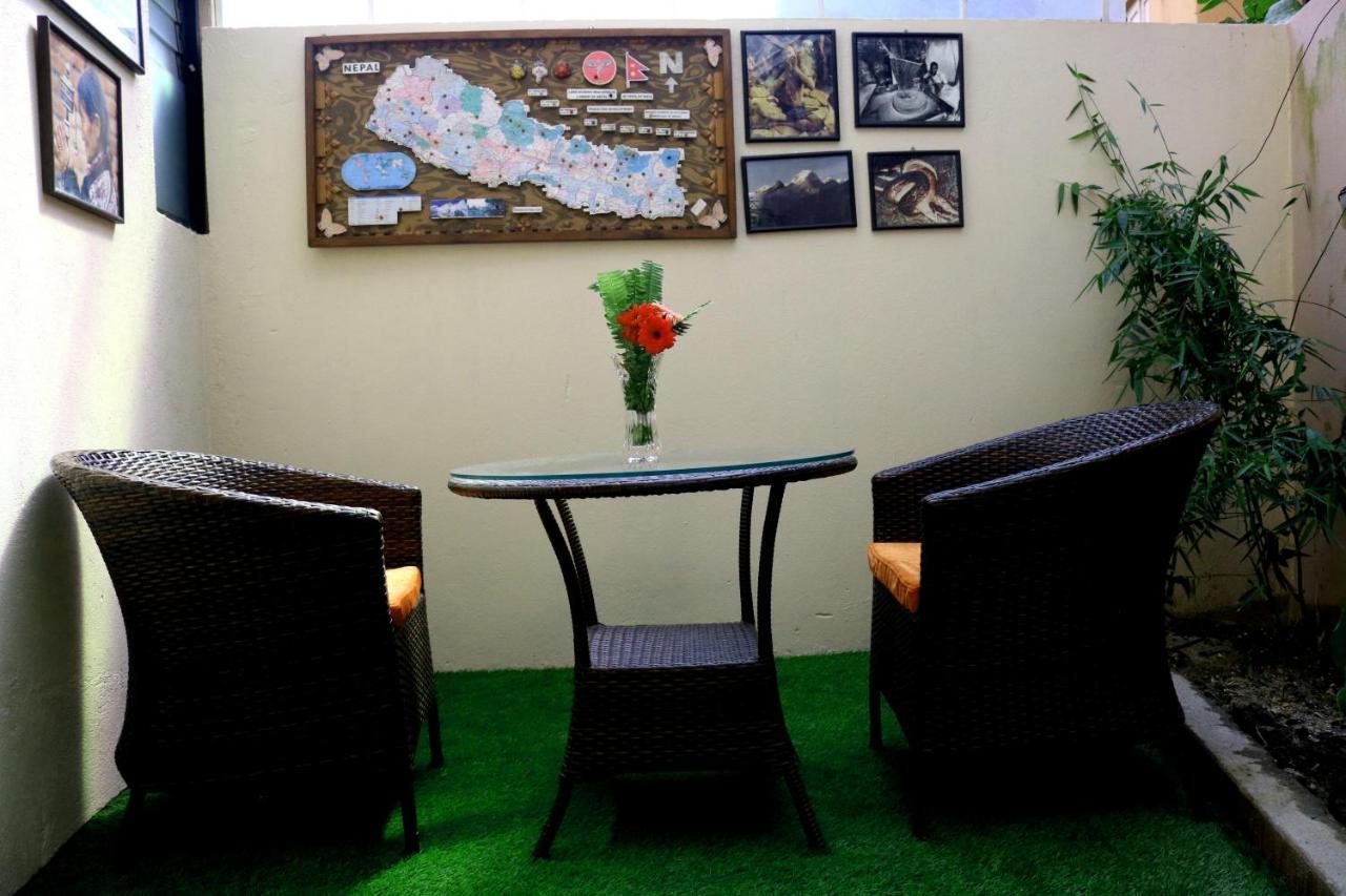 Hotel Family Ties Pvt. Ltd. Κατμαντού Εξωτερικό φωτογραφία