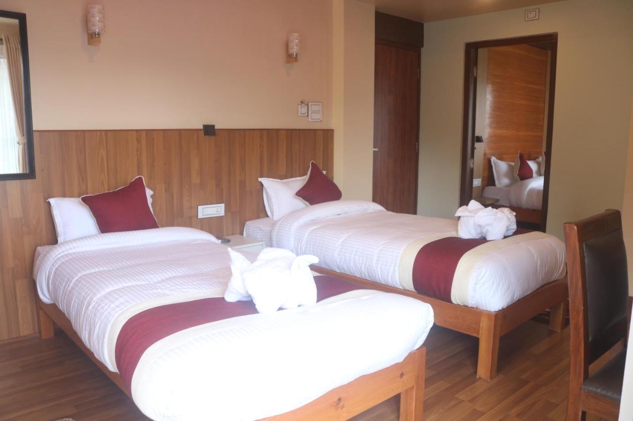 Hotel Family Ties Pvt. Ltd. Κατμαντού Εξωτερικό φωτογραφία