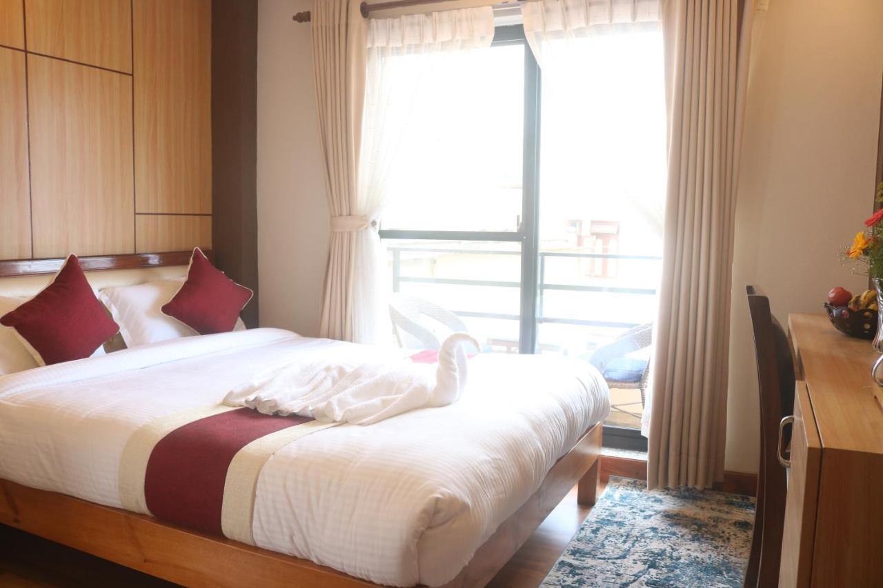 Hotel Family Ties Pvt. Ltd. Κατμαντού Εξωτερικό φωτογραφία